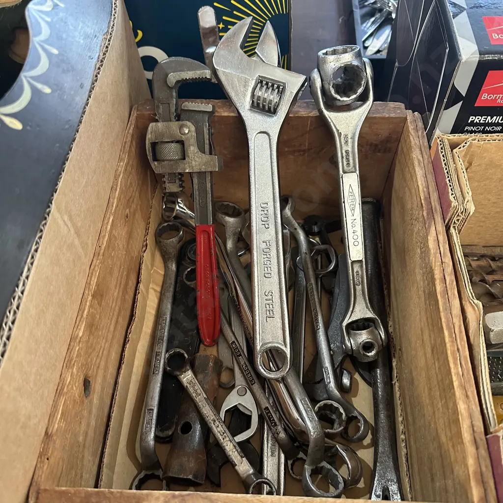 Tools Image 1++