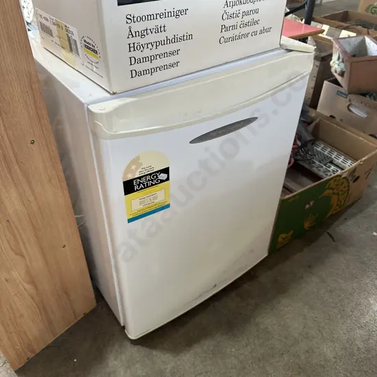 Bar fridge