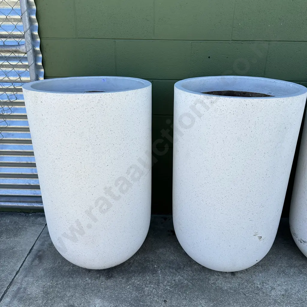 Pr large 900mm planters Image 1++