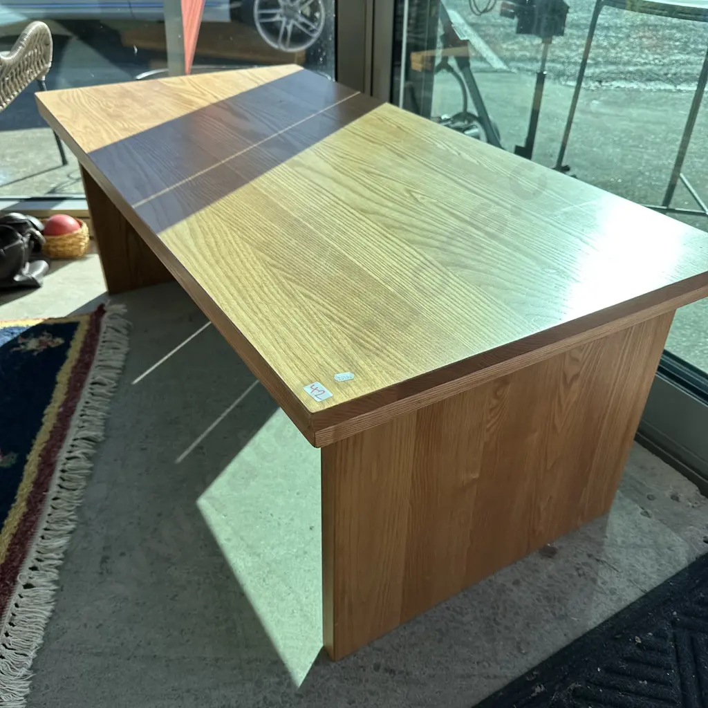 Solid Oak modern  coffee table 1200 x 600 Image 1++
