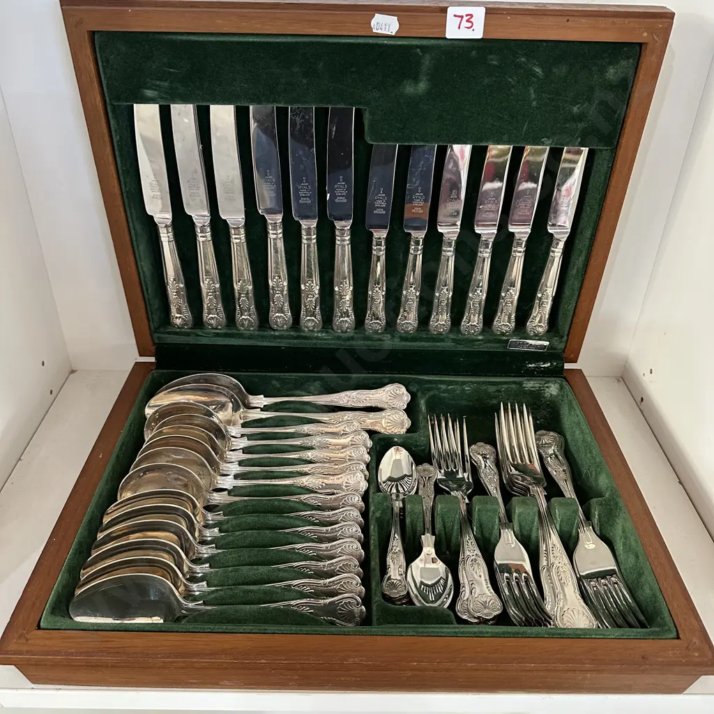 6 place Sheffield plate boxed cutlery set Image 1++