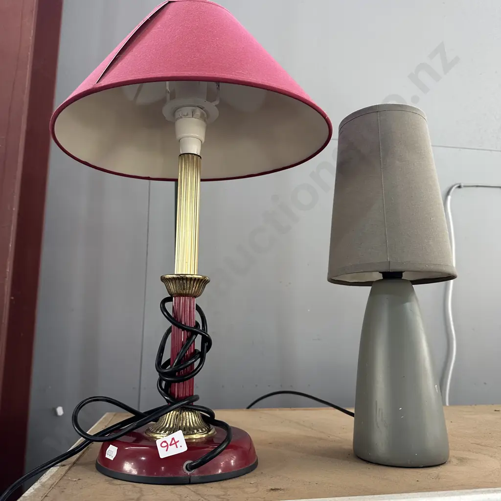 2 lamps Image 1++