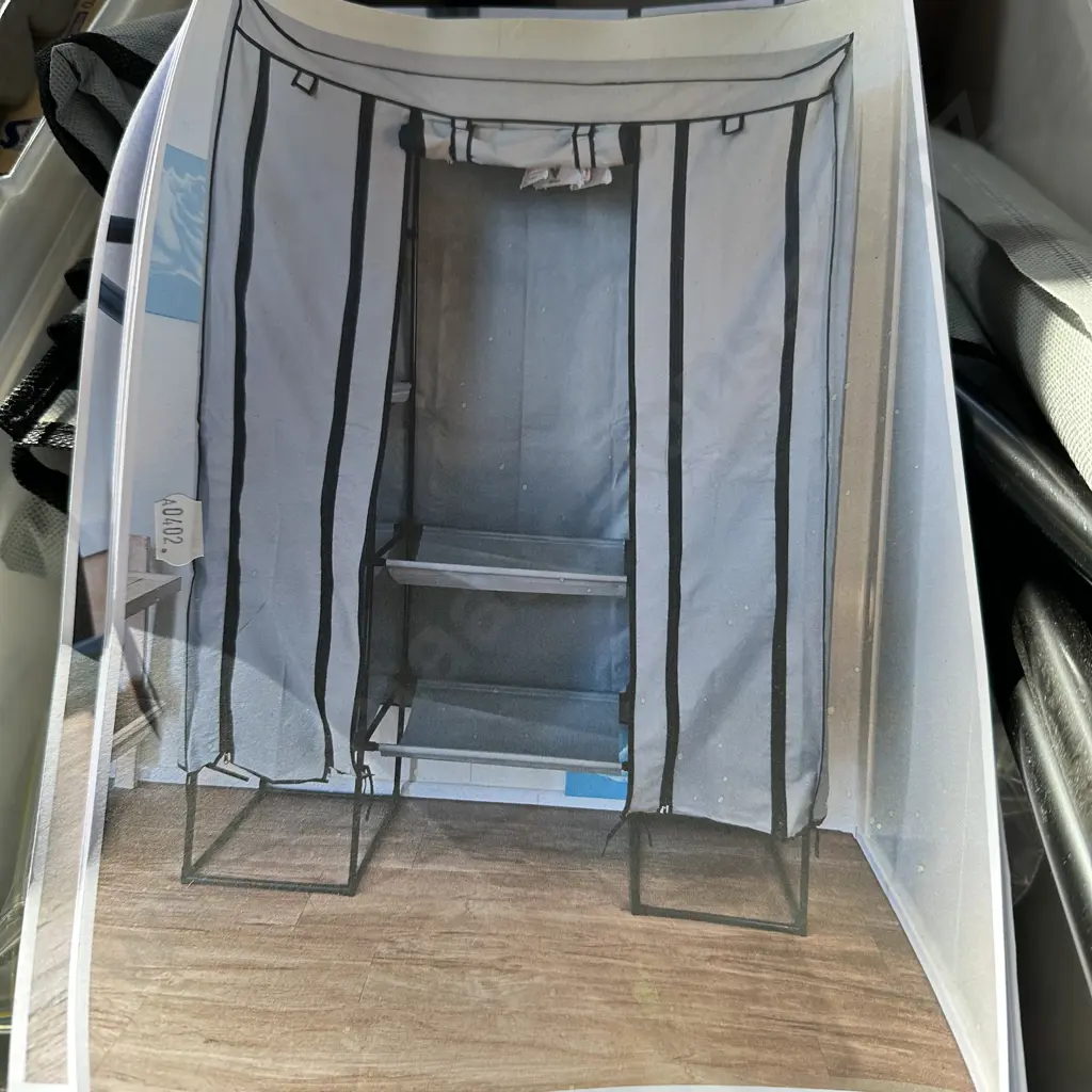 Large portable wardrobe - excellent condition Image 1++