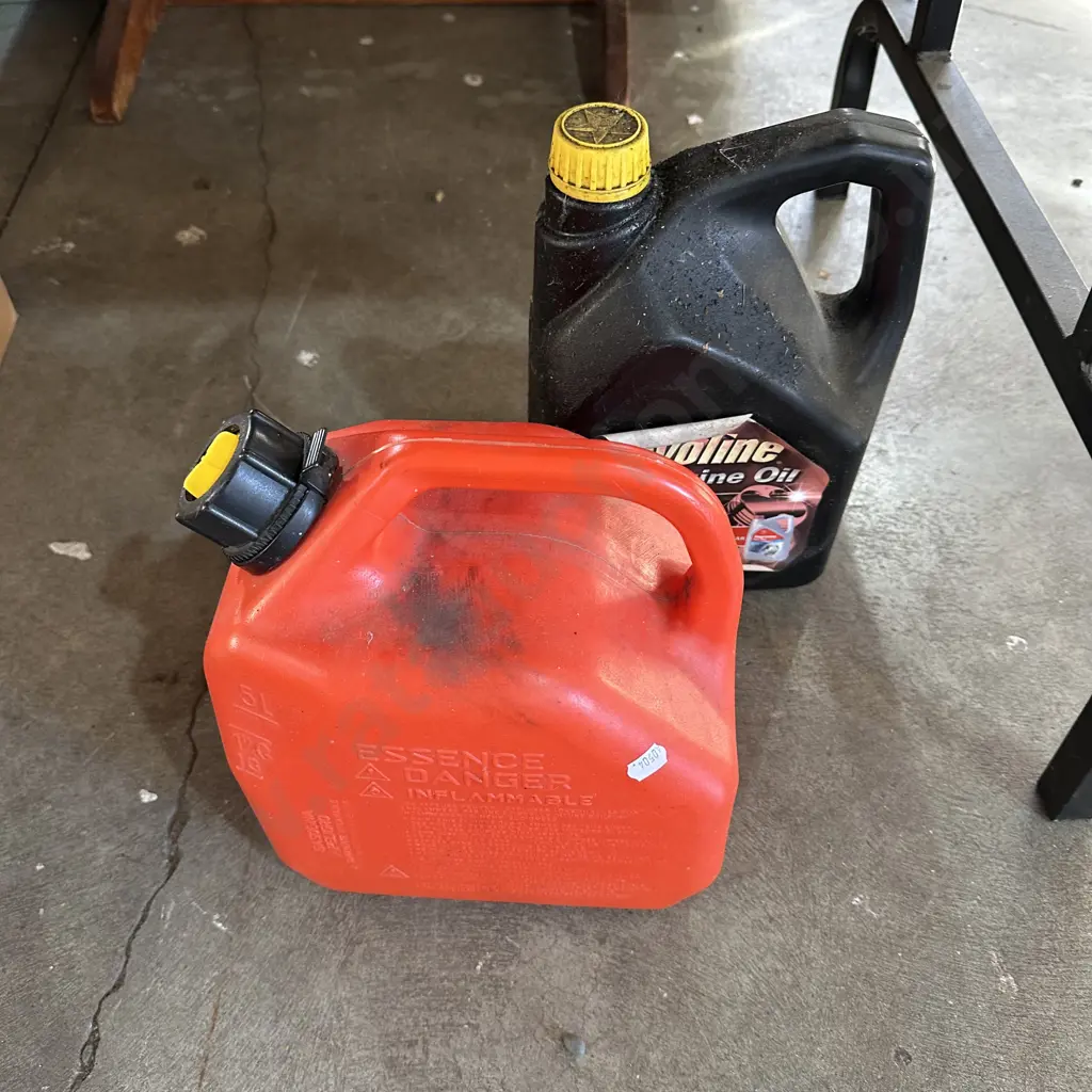 Spring flow (requires standard cord) plus oil and petrol can Image 1++