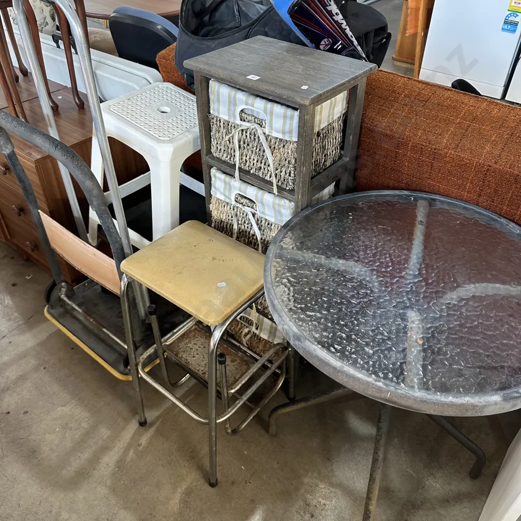 Basket storage, stools, trolley, table Image 1++