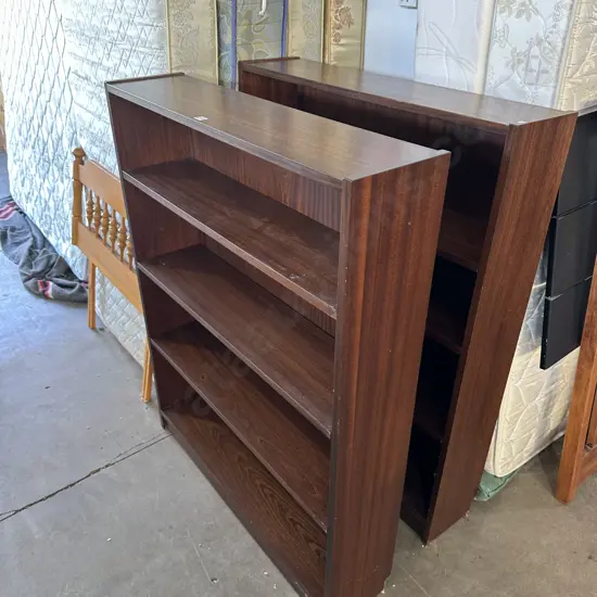 Pr bookcases
