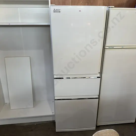 Fridge freezer