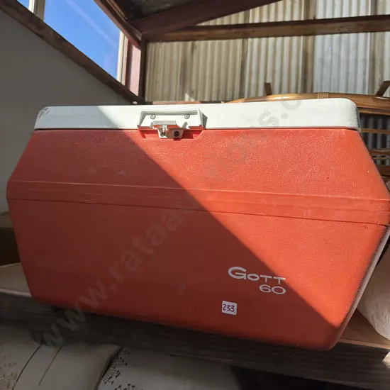 Chilli bin