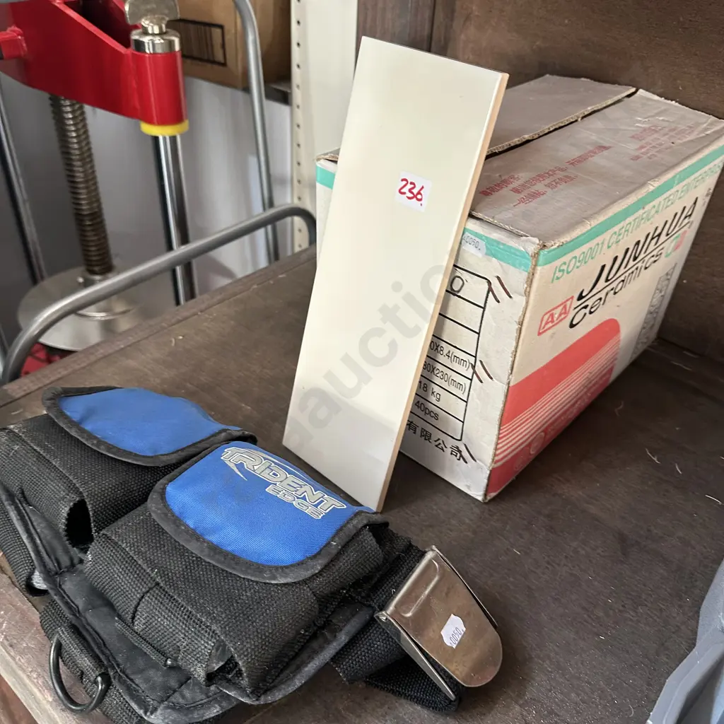 Weight belt and tiles Image 1++