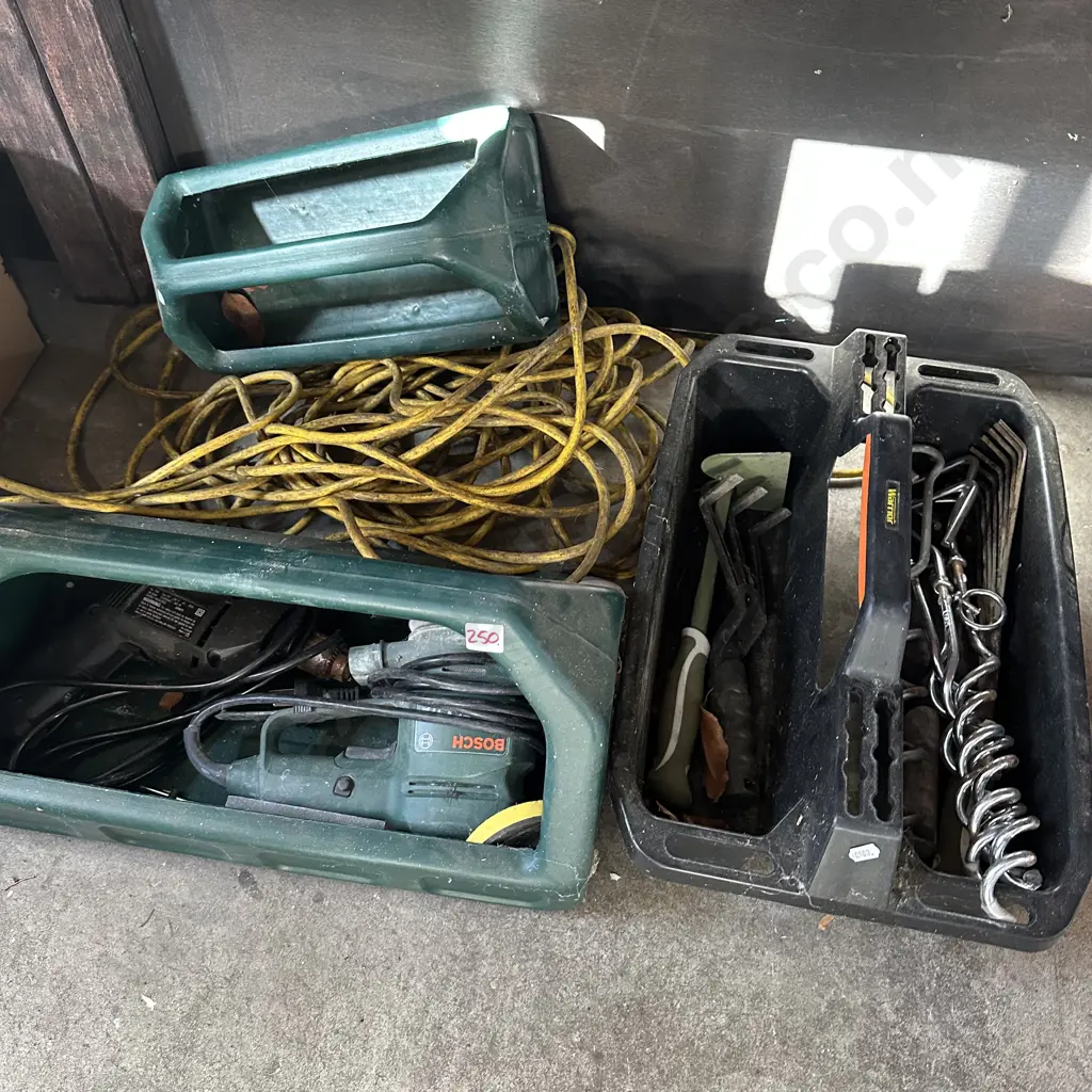 Trays of tools Image 1++