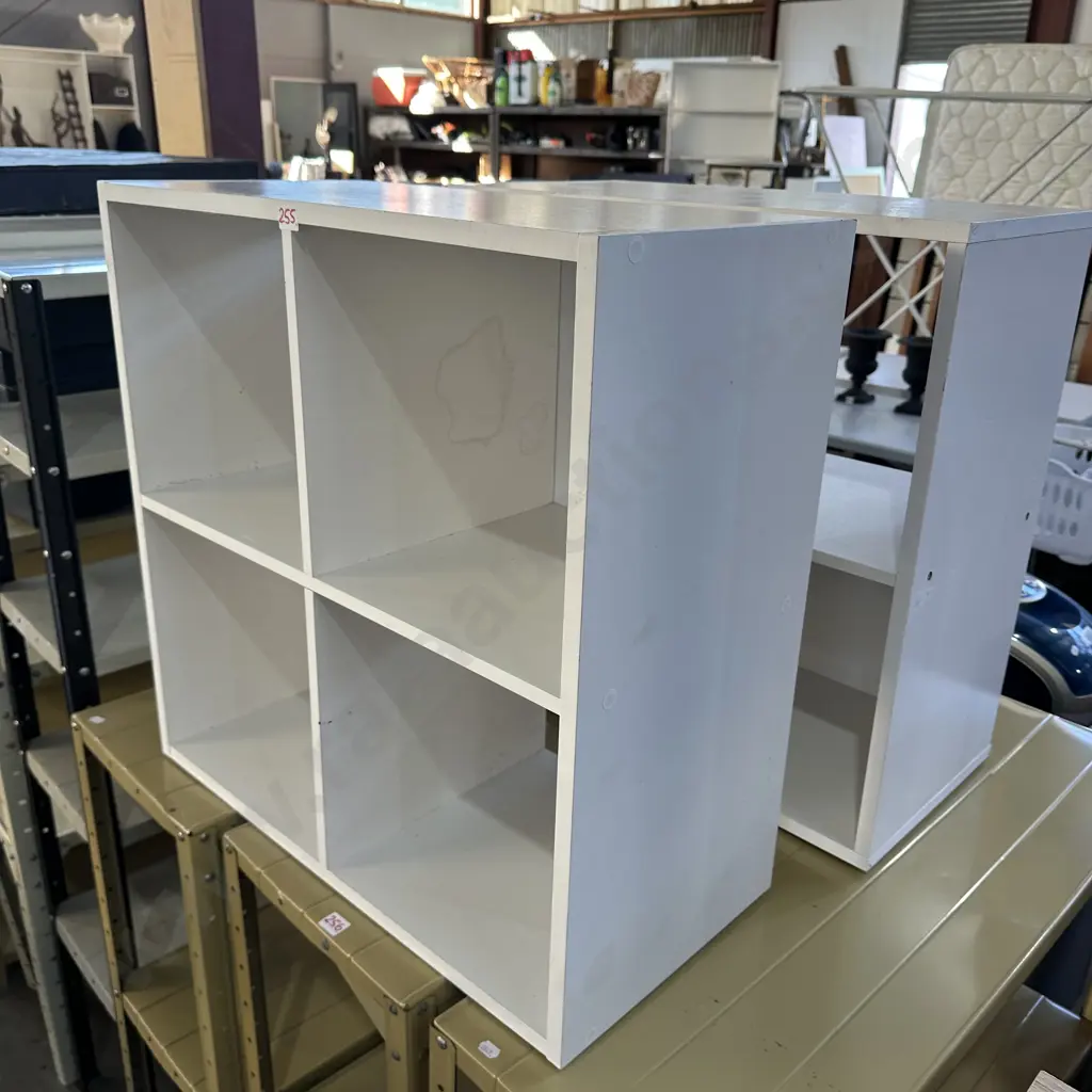 Pr cube side shelves Image 1++
