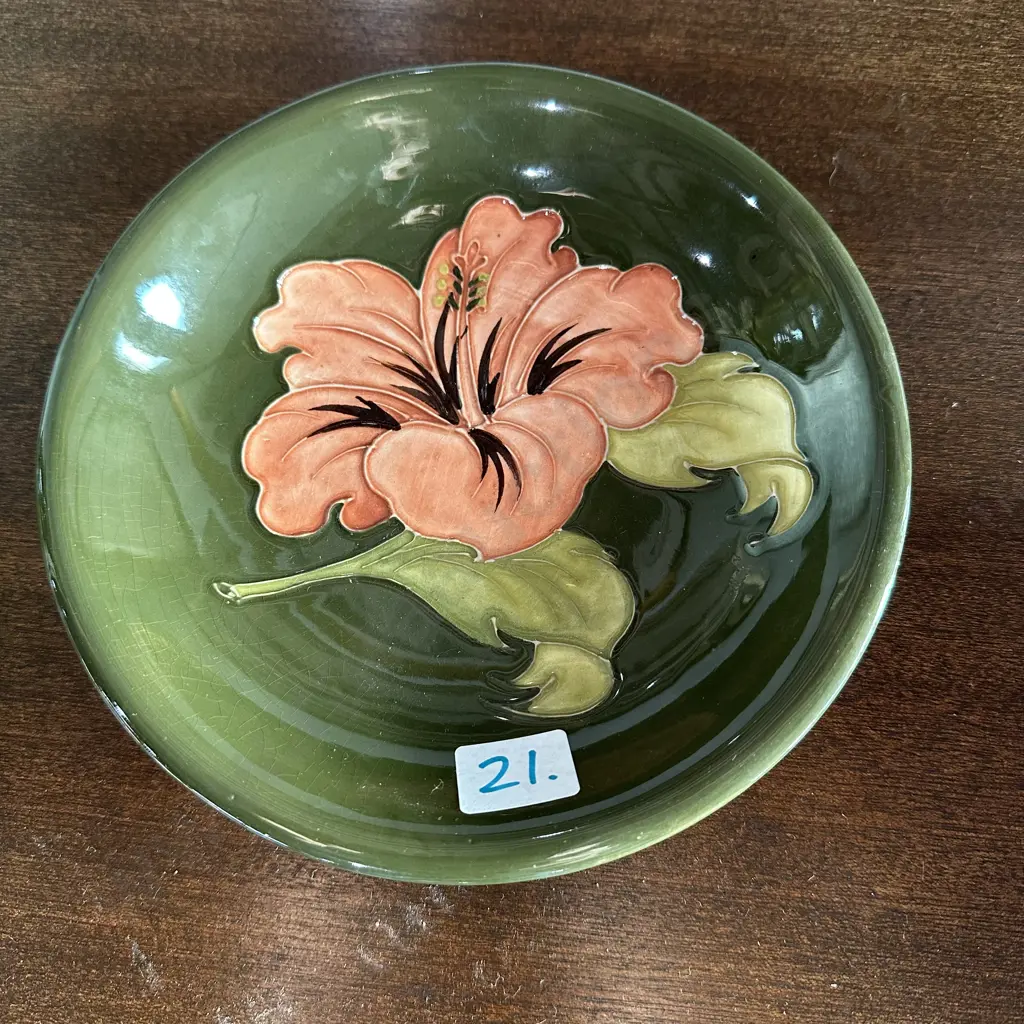 Signed Moorcroft dish 18.5cm Image 1++