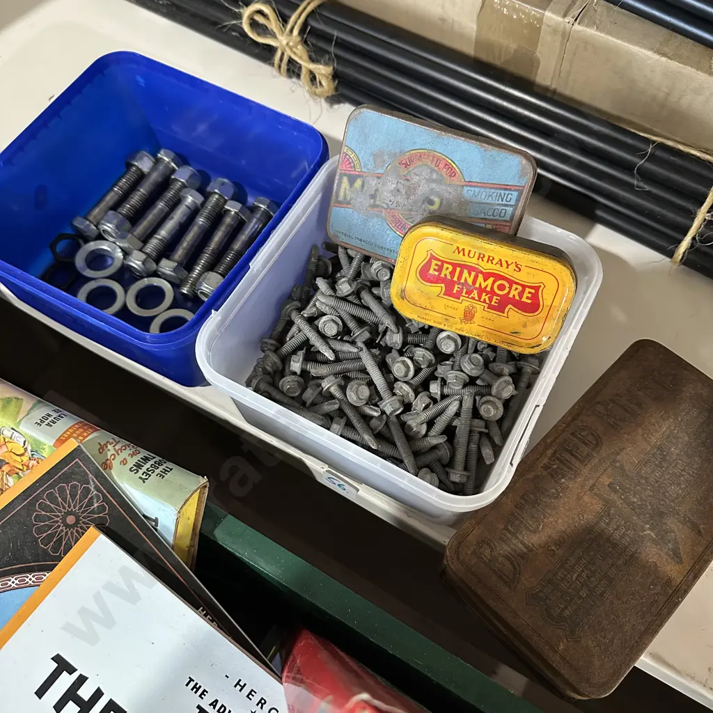Bolts, screws and tins Image 1++
