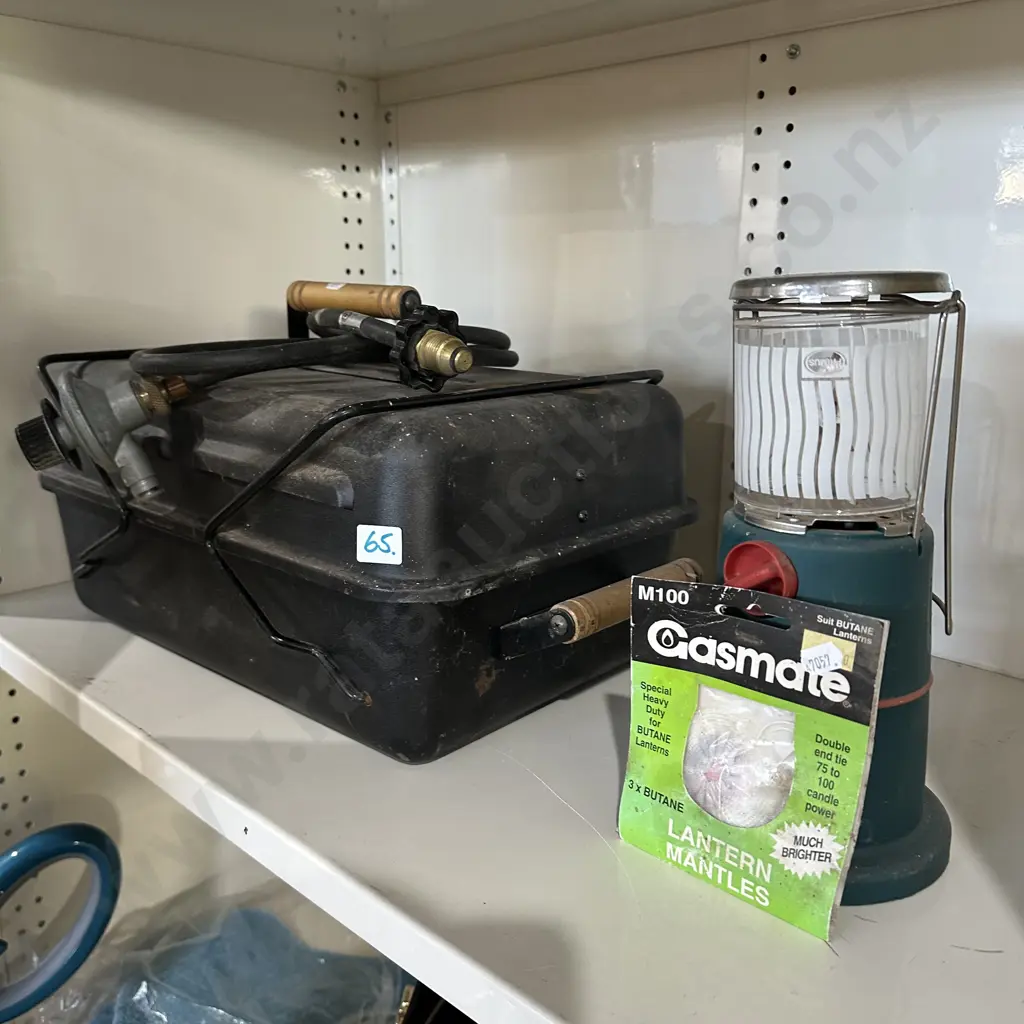 Gas bbq and lamp Image 1++