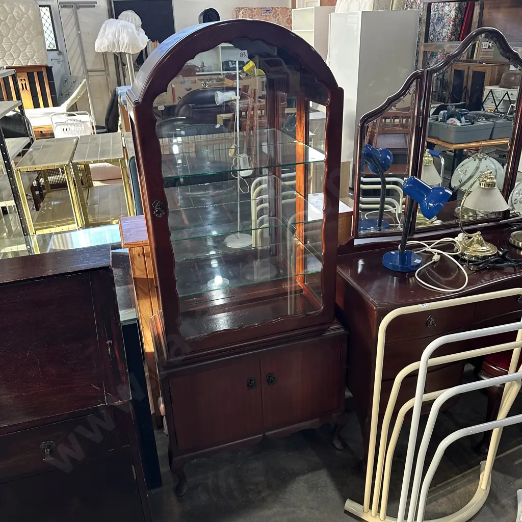 Display case Image 1++