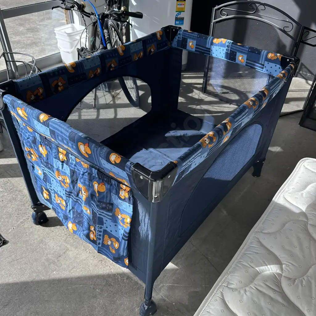 Porta cot Image 1++