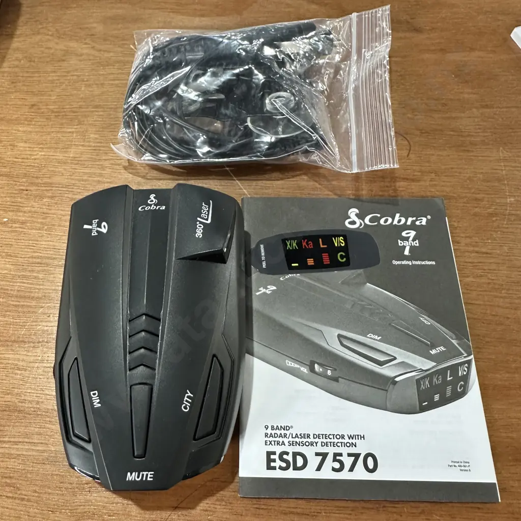 As new Cobra radar detector Image 1++