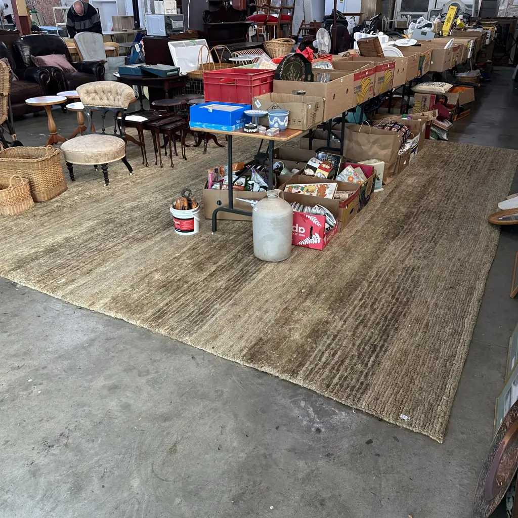 Large Sisal rug 4.4m x 4.8m excellent condition, felted underneath Image 1++