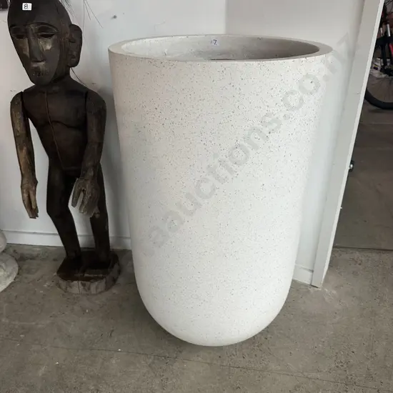 Large planter 900mm