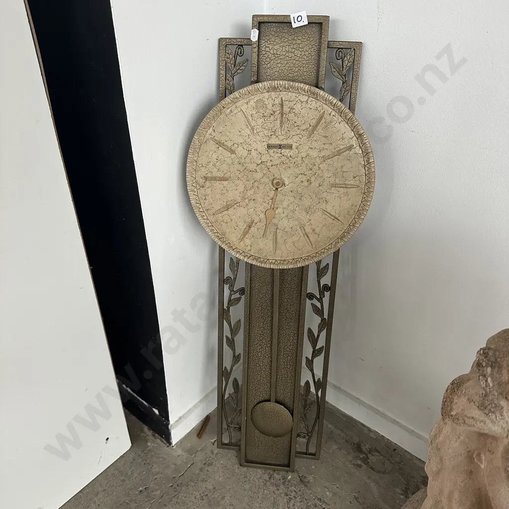 Battery wall clock Image 1++