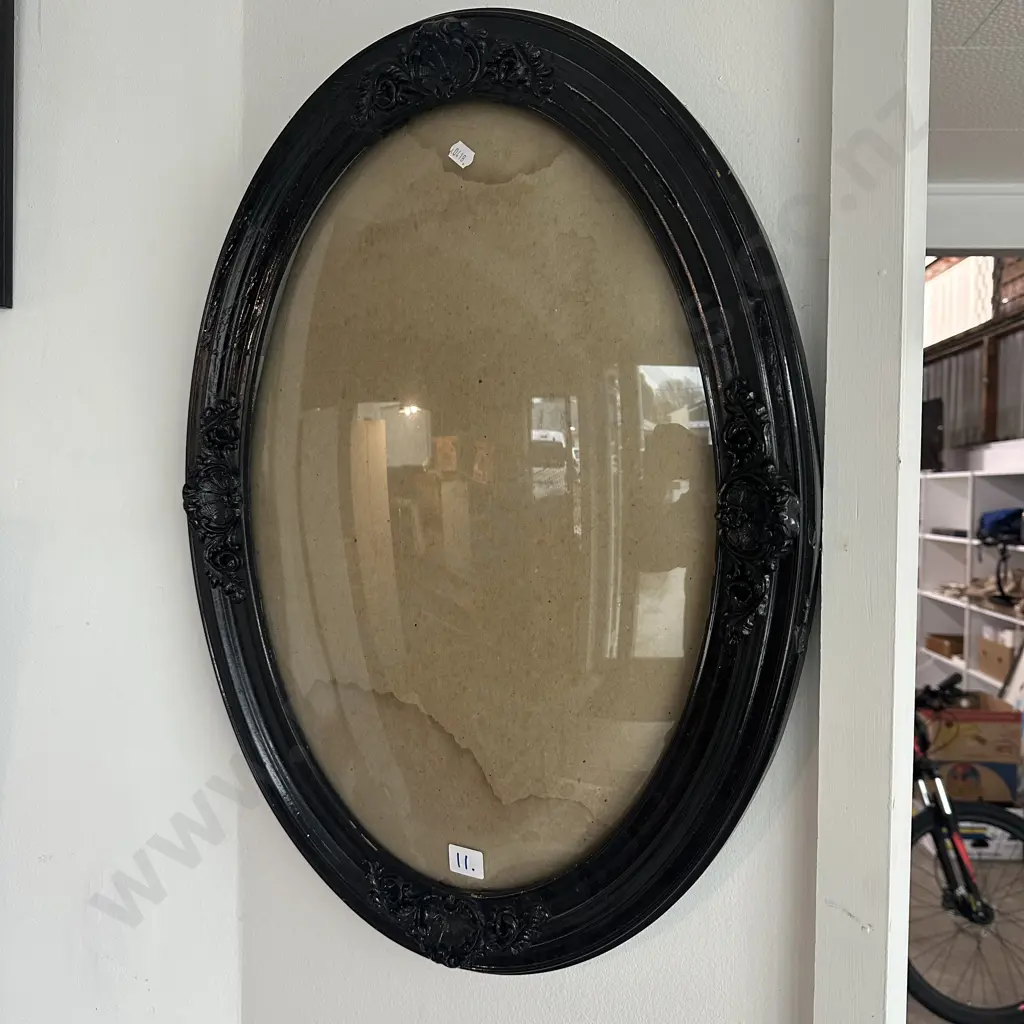 Convex glass frame Image 1++