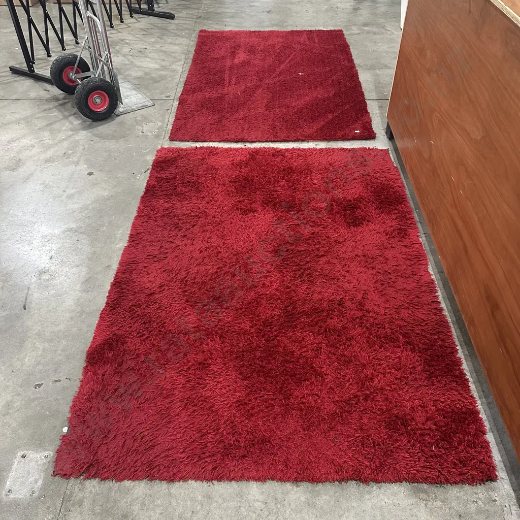 Pr of Red rugs, pr of outdoor chairs plus pr of pictures Image 1++