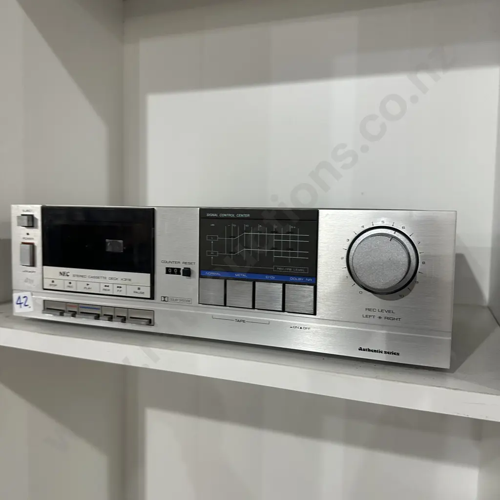 NEC tape deck Image 1++