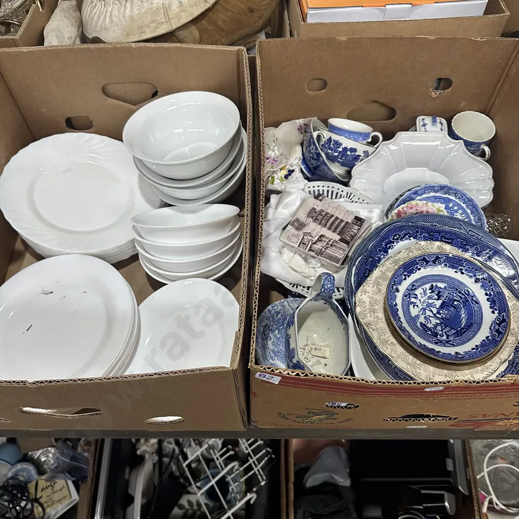 2 box Blue and white china Image 1++