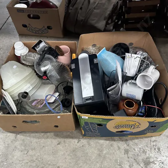 2 boxes asst