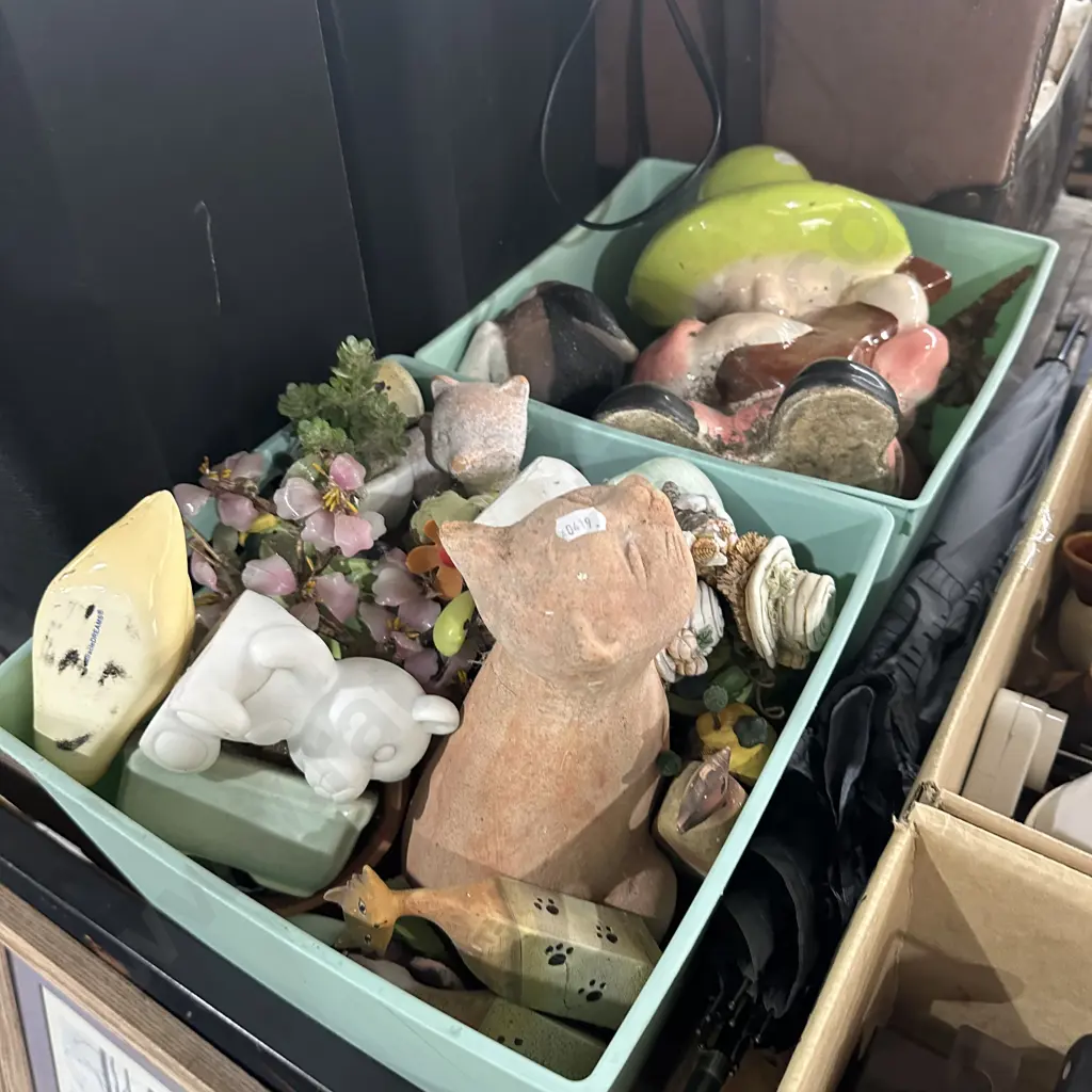 2 bins ornaments Image 1++