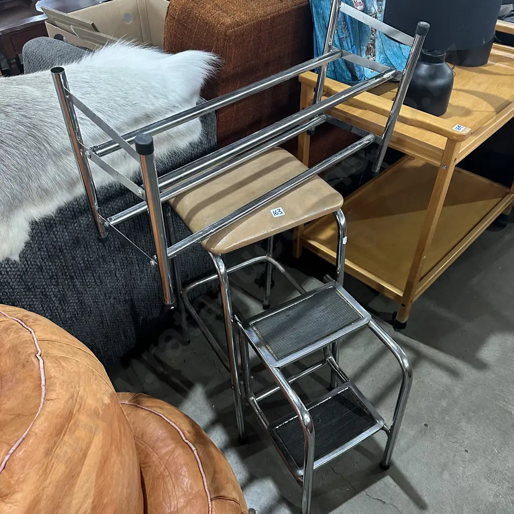 Kitchen step and shoe rack Image 1++