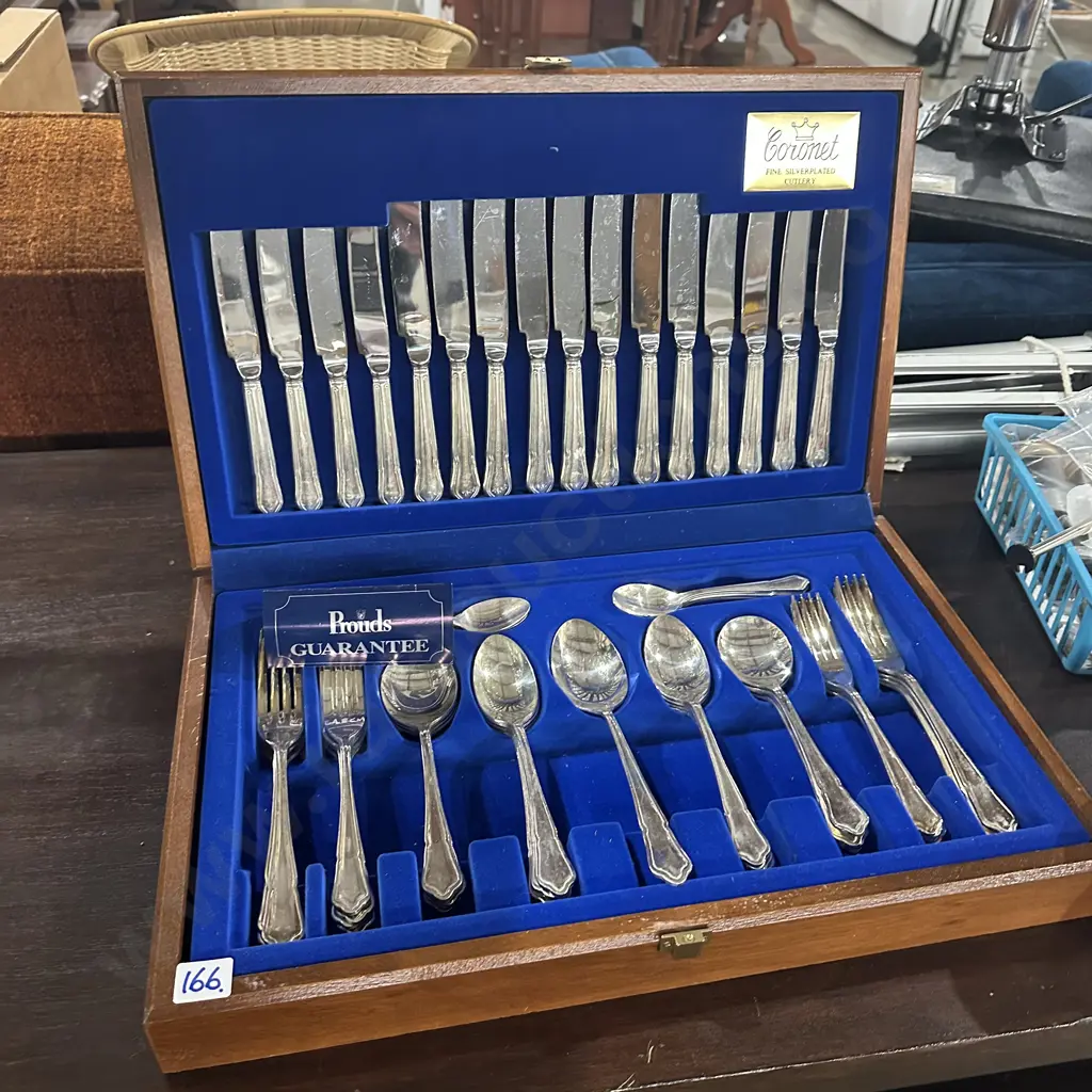 Boxed set cutlery Image 1++