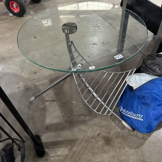 Deco side table