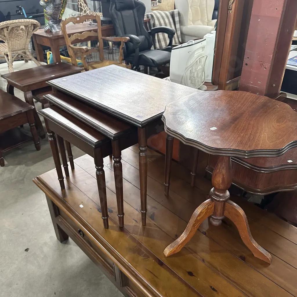 Nest tables and wine table Image 1++