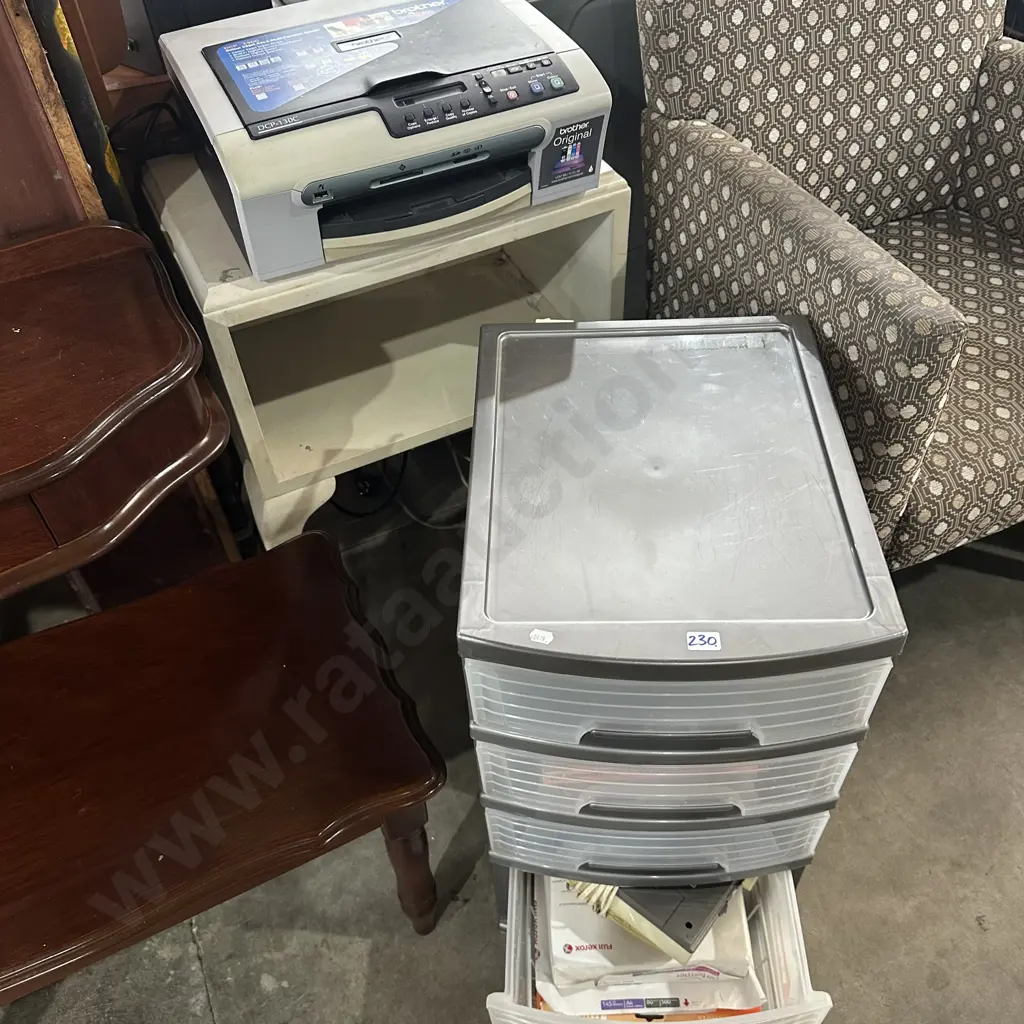 File, printer, side table Image 1++