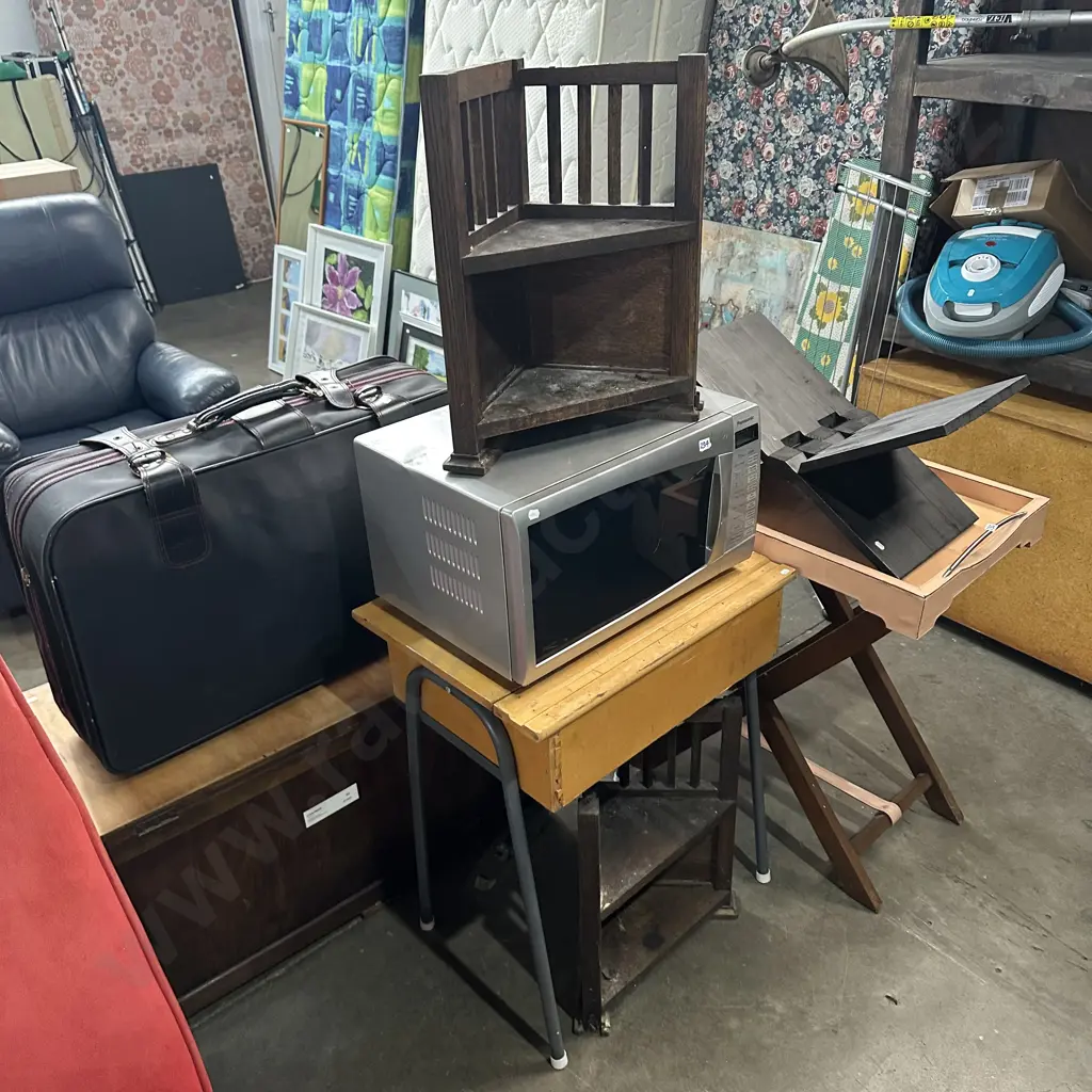 Desk, microwave, wooden shelves Image 1++