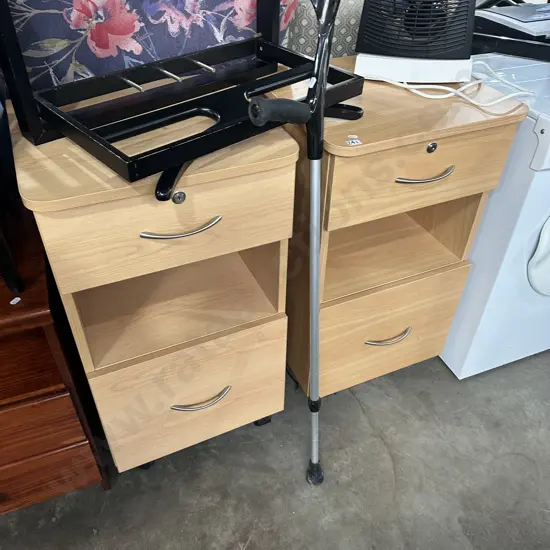 Pr rolling cabinets