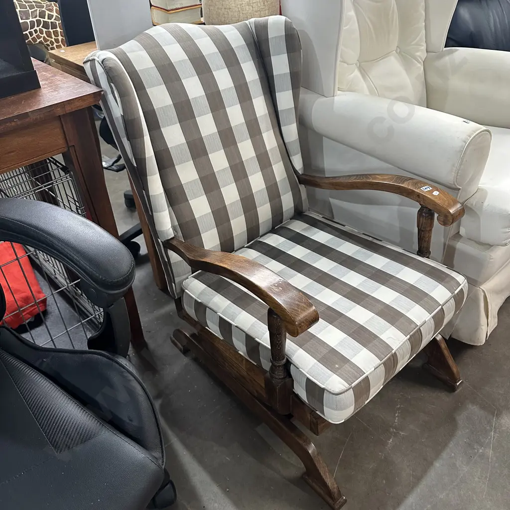 Rocking chair Image 1++
