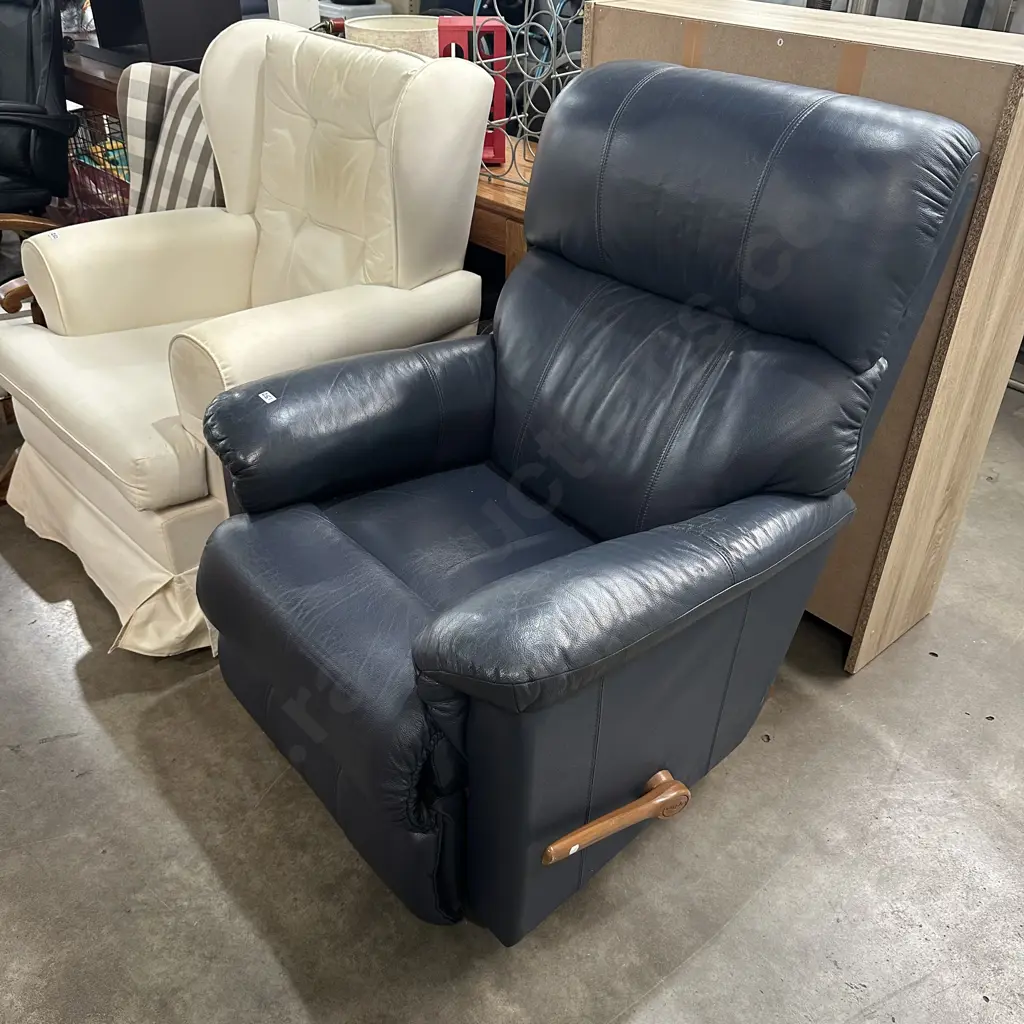 Tidy leather LaZboy Image 1++