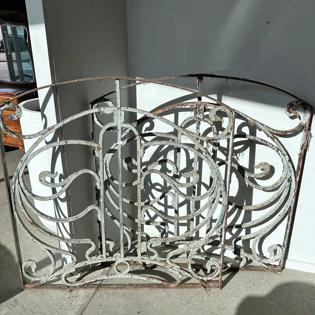 Pr of Egyptian gates 1085w x 1130h each panel Image 1++