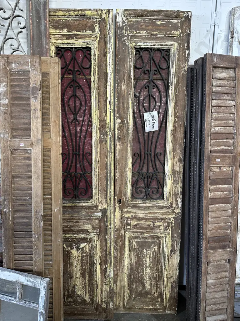 Vintage doors 2400mmx550 (each door approx) Image 1++