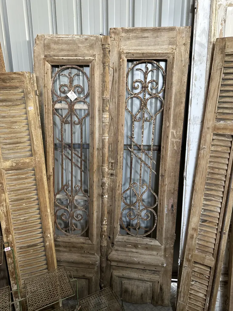 Pr vintage doors (have been shortened) 2100mmx550 (each door approx) Image 1++