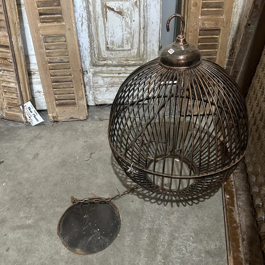 Large reproduction birdcage/lamp Image 1++