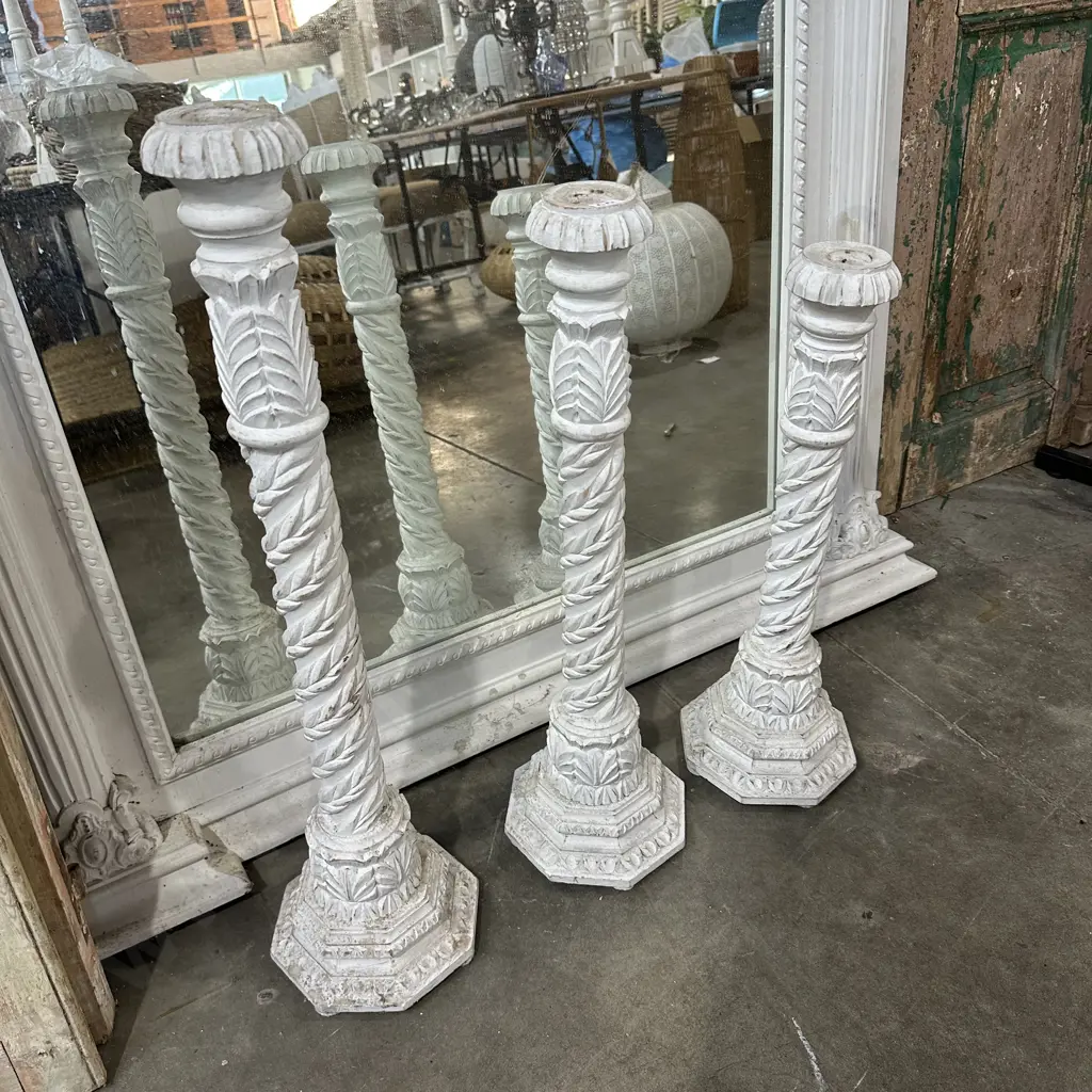Set 3 carved wooden candle sticks Image 1++