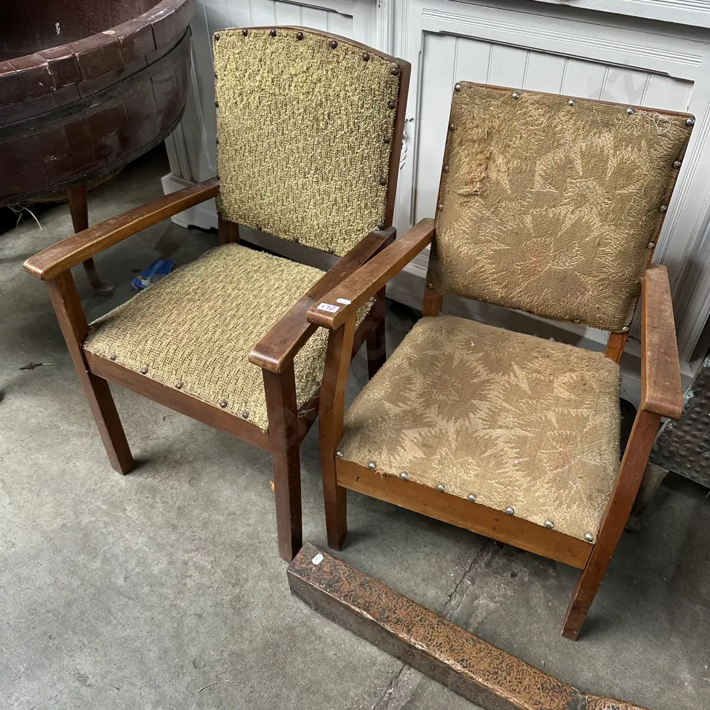 2 kiddies fire side chairs Image 1++