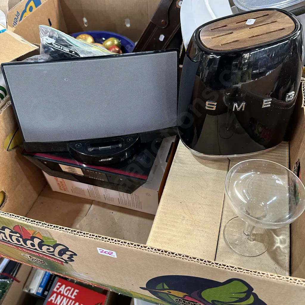 Champagne glasses, knife block, Bose etc Image 1++