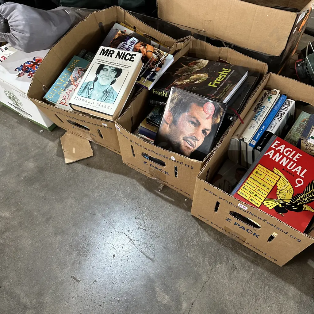 4 box book inc Mr Nice guy ! Image 1++
