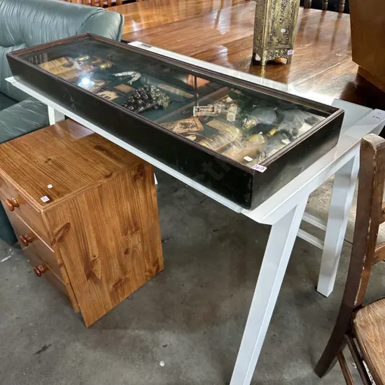 Freedom desk
