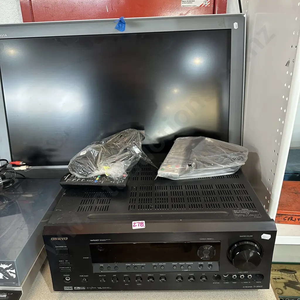 TV and Onkyo Amp Image 1++