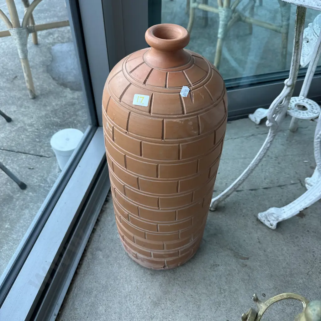 Terracotta brick style vase Image 1++